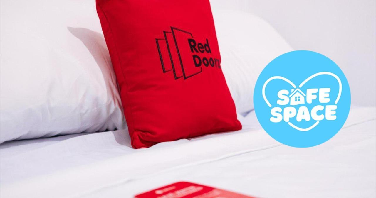 Reddoorz Plus Near Naia Expressway Pasay Esterno foto
