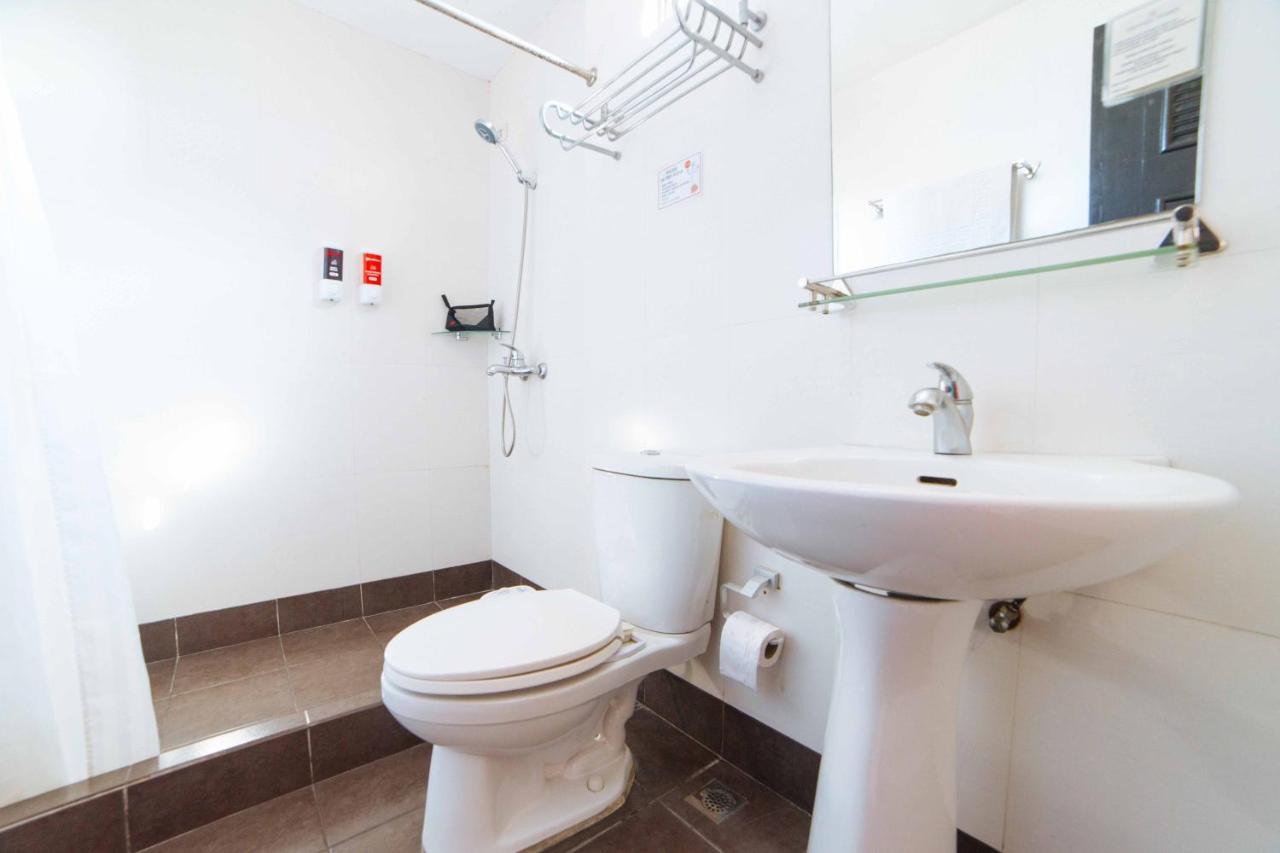 Reddoorz Plus Near Naia Expressway Pasay Esterno foto