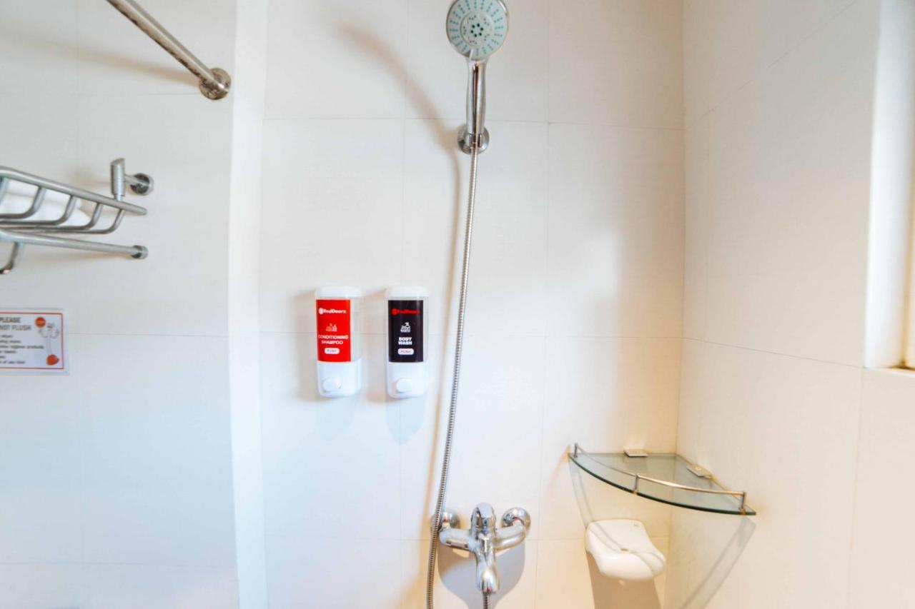 Reddoorz Plus Near Naia Expressway Pasay Esterno foto